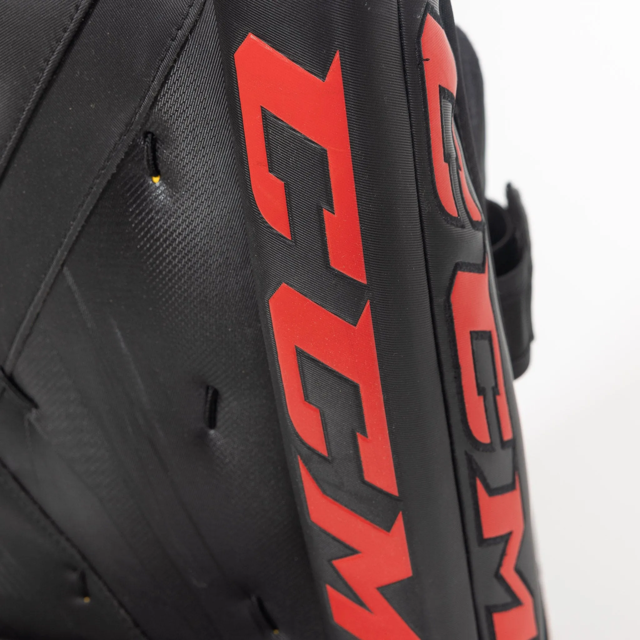 CCM Extreme Flex 5 Senior Goalie Leg Pads - USED 35 2"