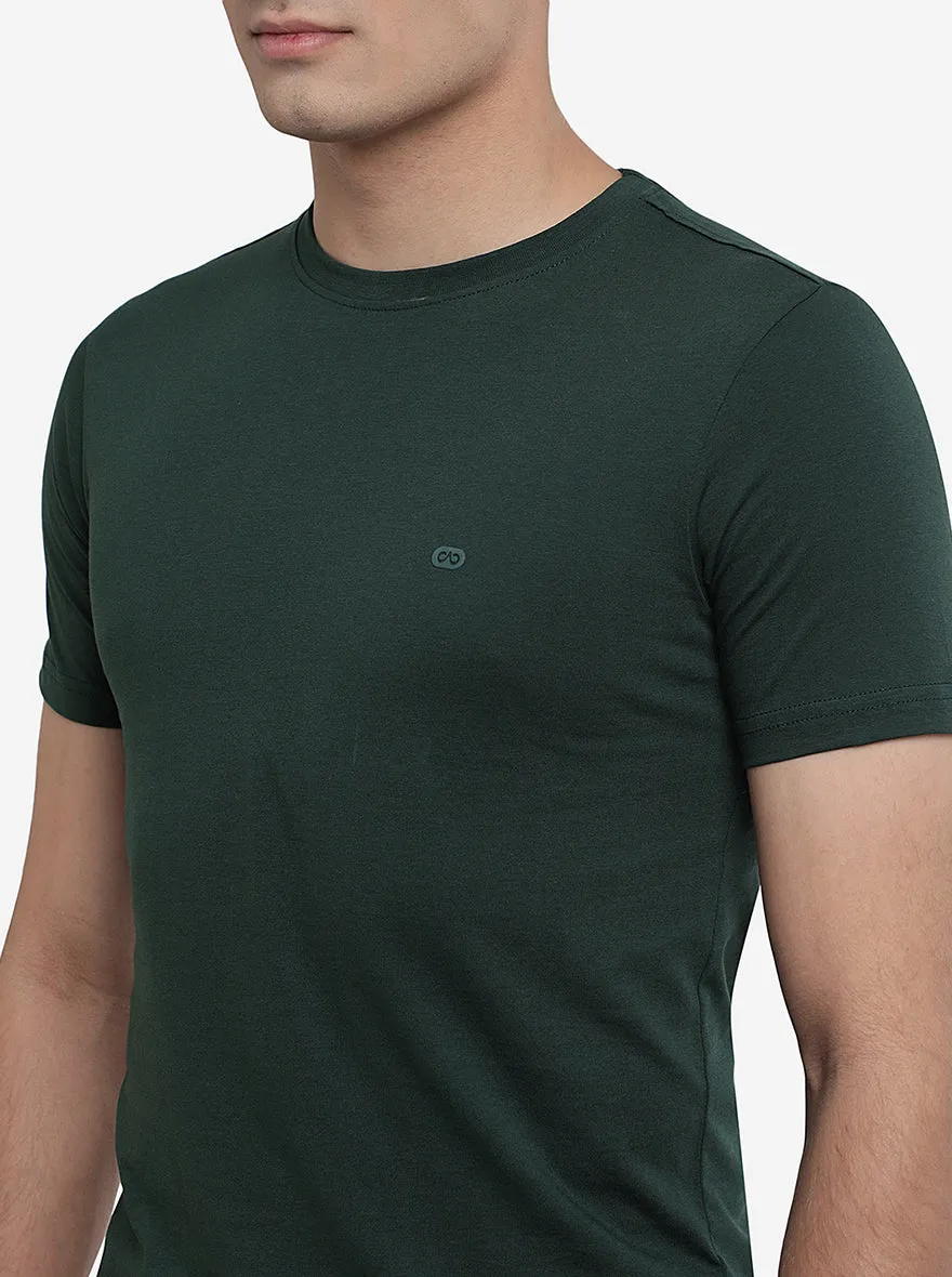 Dark Green Solid Slim Fit T-Shirt | JadeBlue