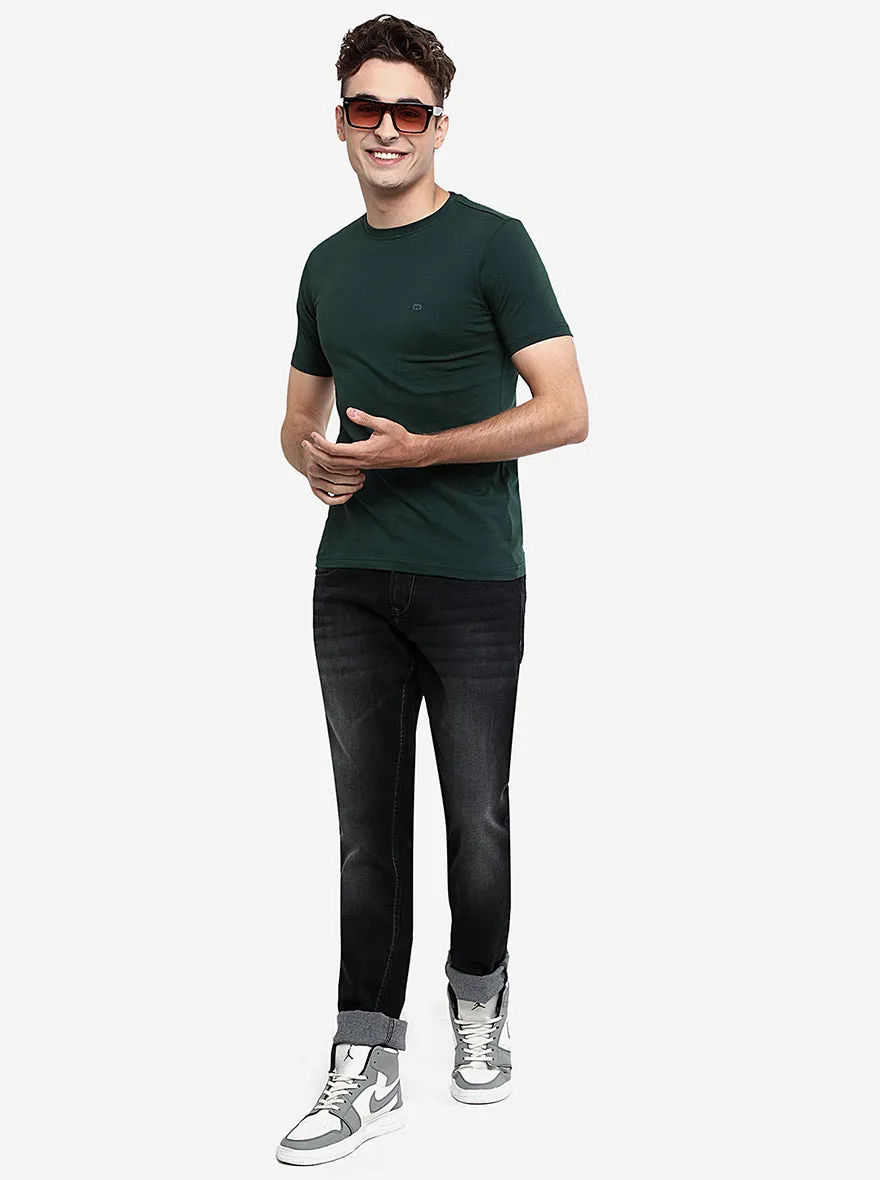 Dark Green Solid Slim Fit T-Shirt | JadeBlue