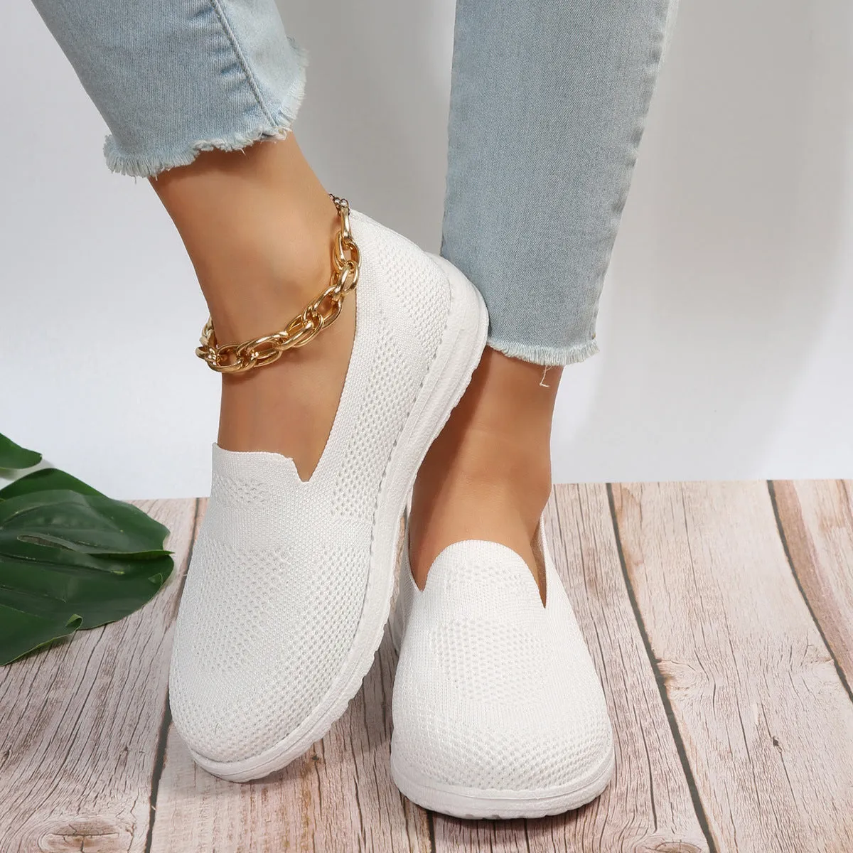 Flyknit Breathable Low Top Pumps Female Plus Size Solid Color Sneakers