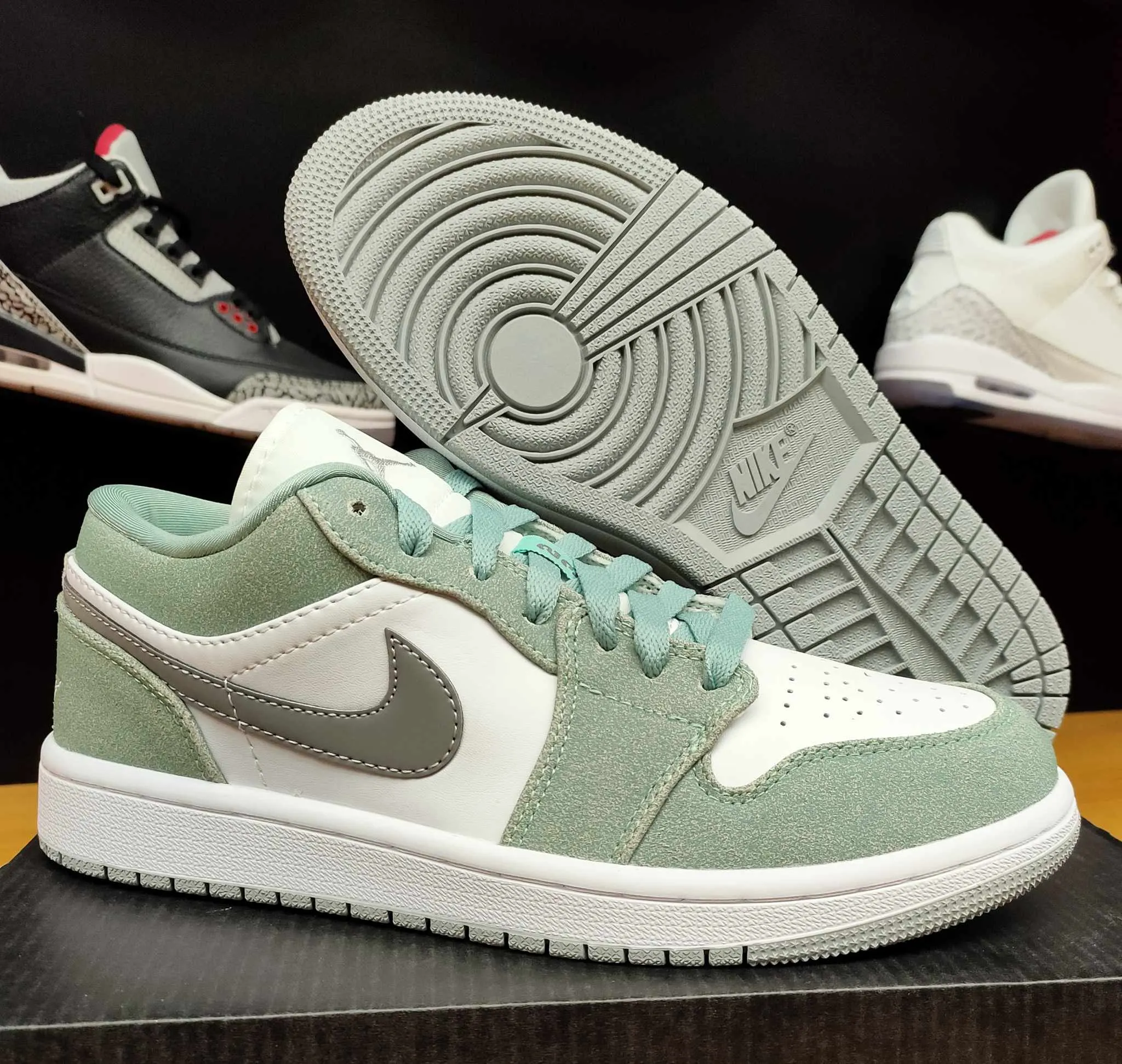 Jordan1 low "Emerald Green"