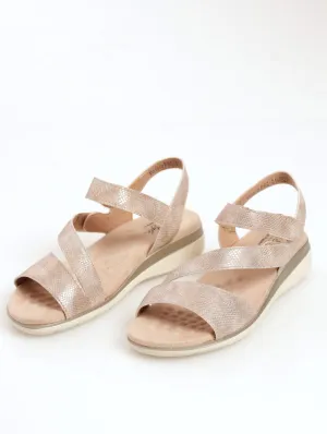 Ladies Soft Style Soft Gillian Sandal - Gold