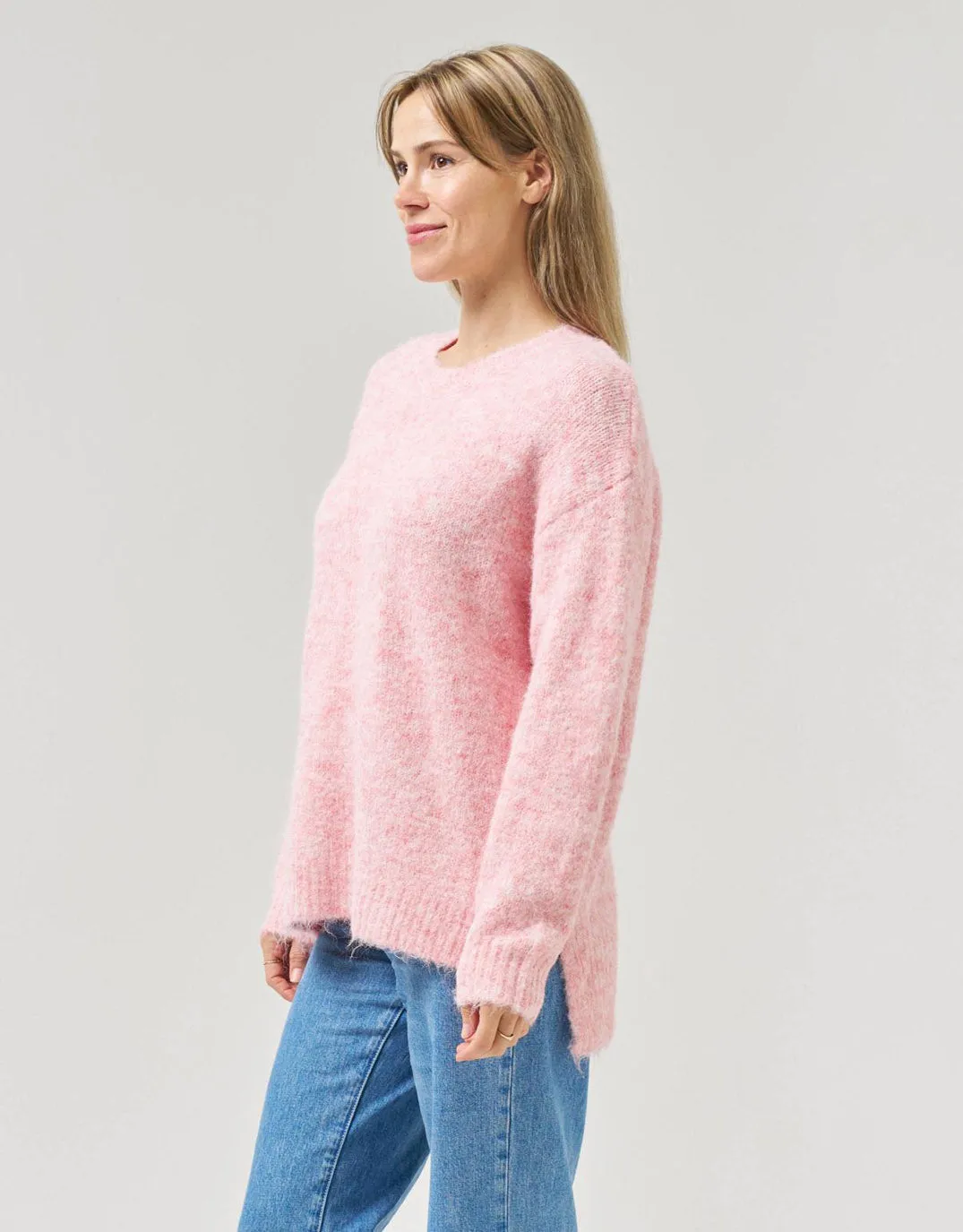 Mira Cosy Crew Wool Knit - Pink