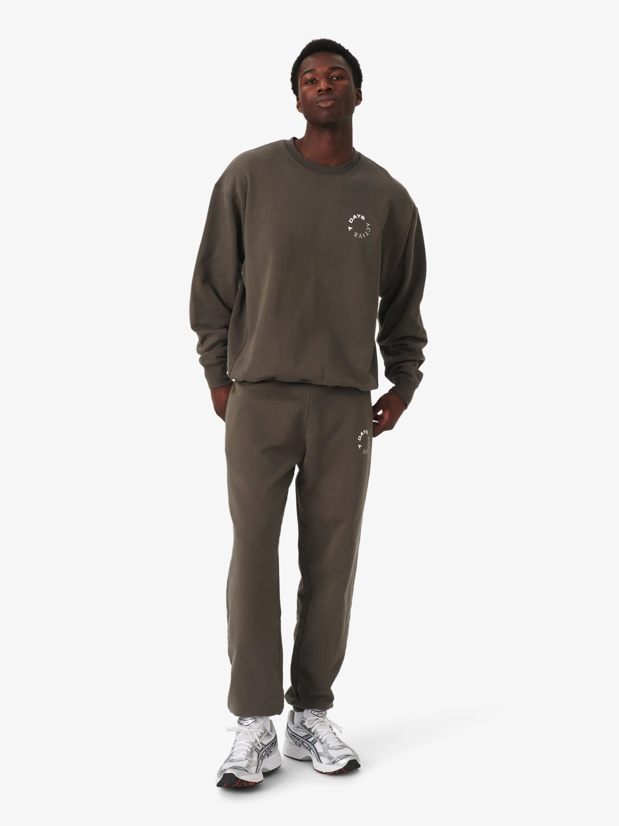 Monday Crewneck