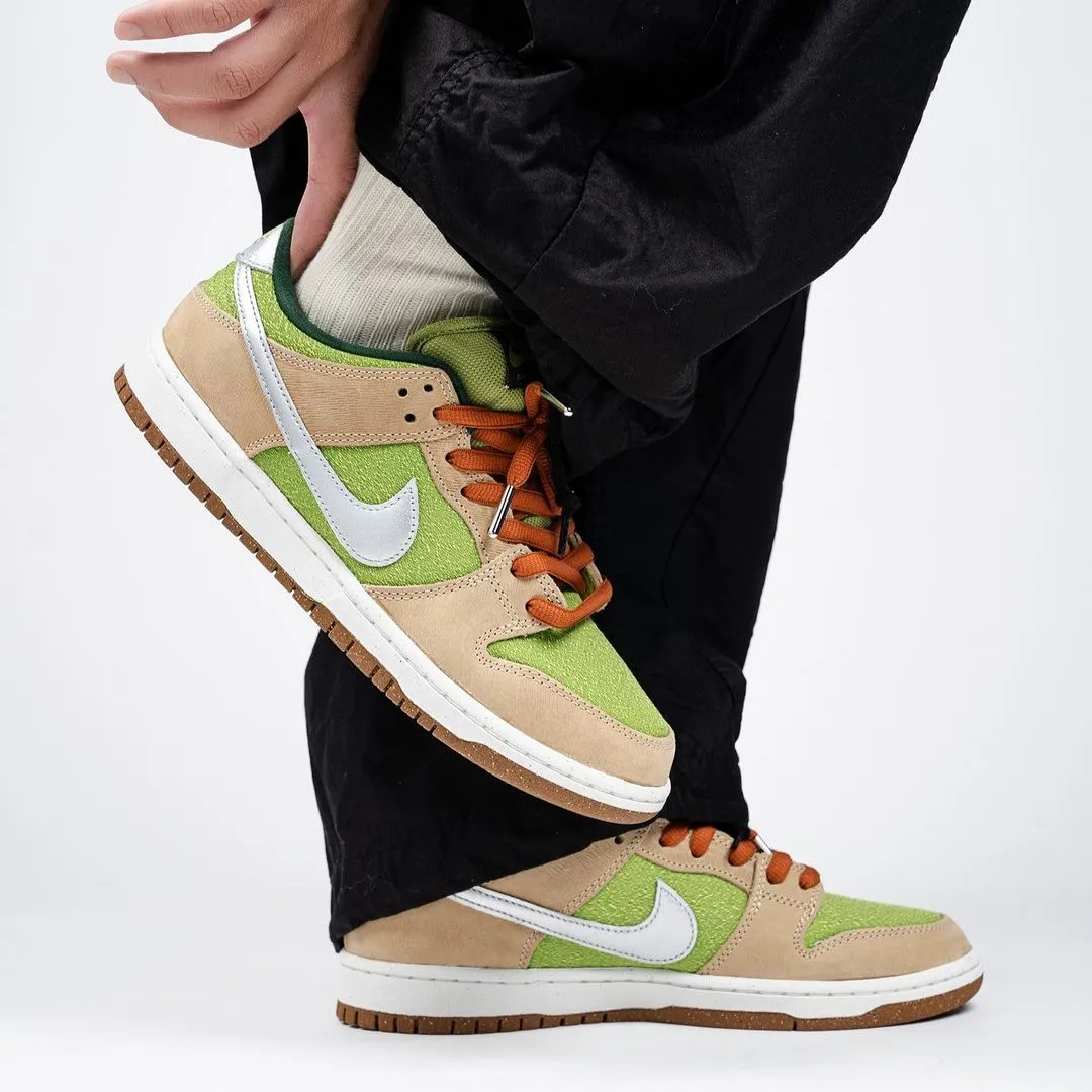 Nike SB Dunk Low Escargot