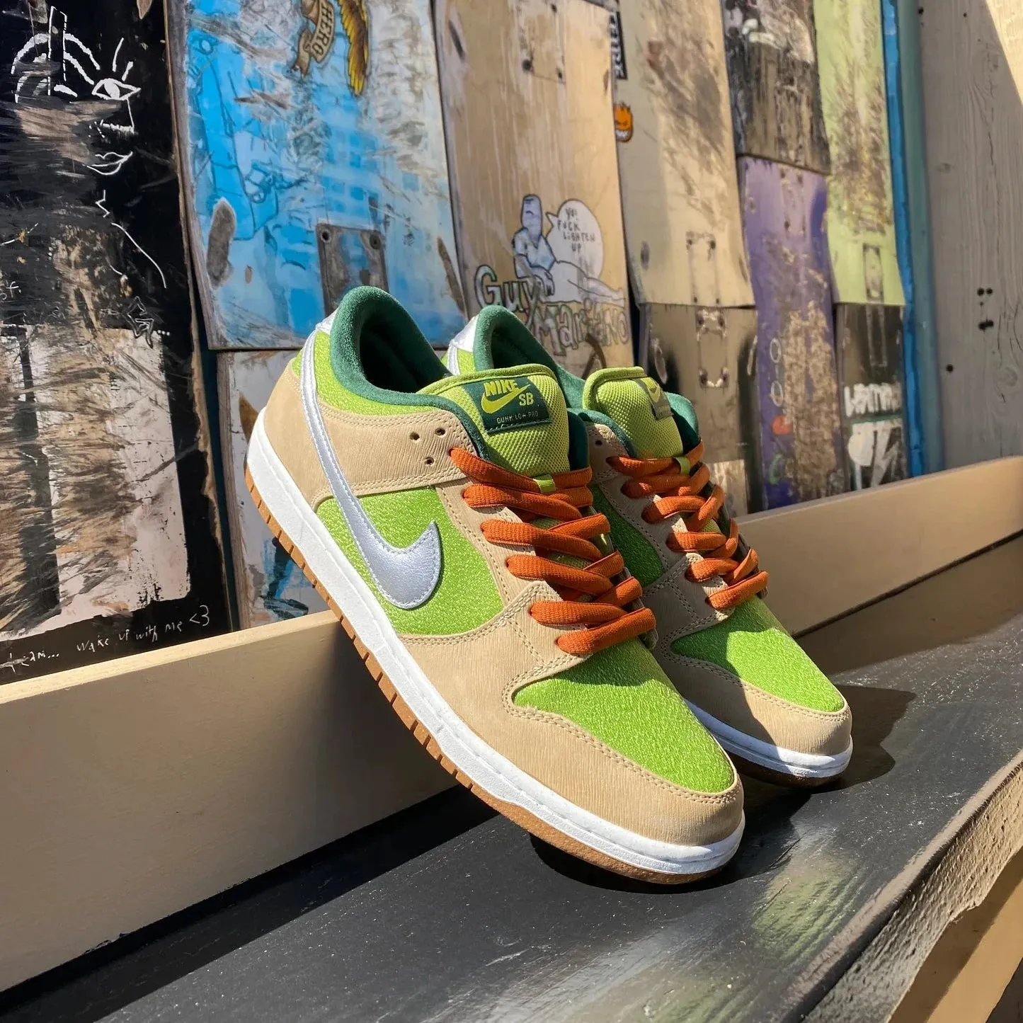 Nike SB Dunk Low Escargot