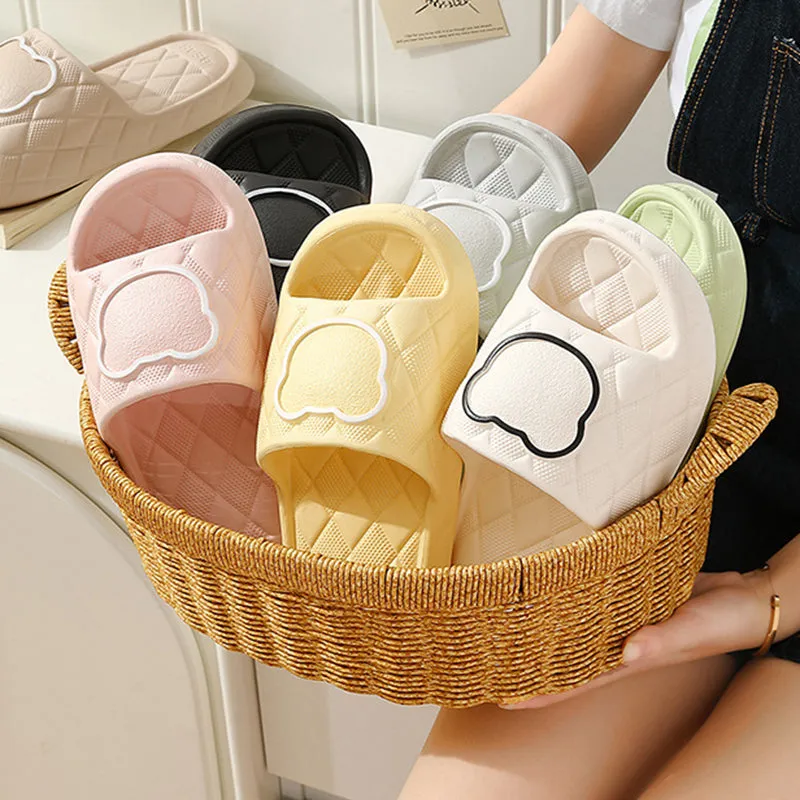 Rhombus Design Bear Slippers, Indoor Non-slip Thick Soles, Bedroom Bathroom Slippers for Women and Men, Cute House Flats