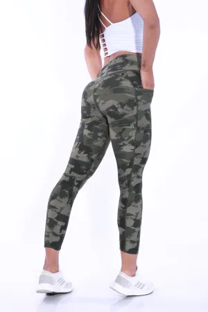 Shapewear Gym Bunny Green camo leggings