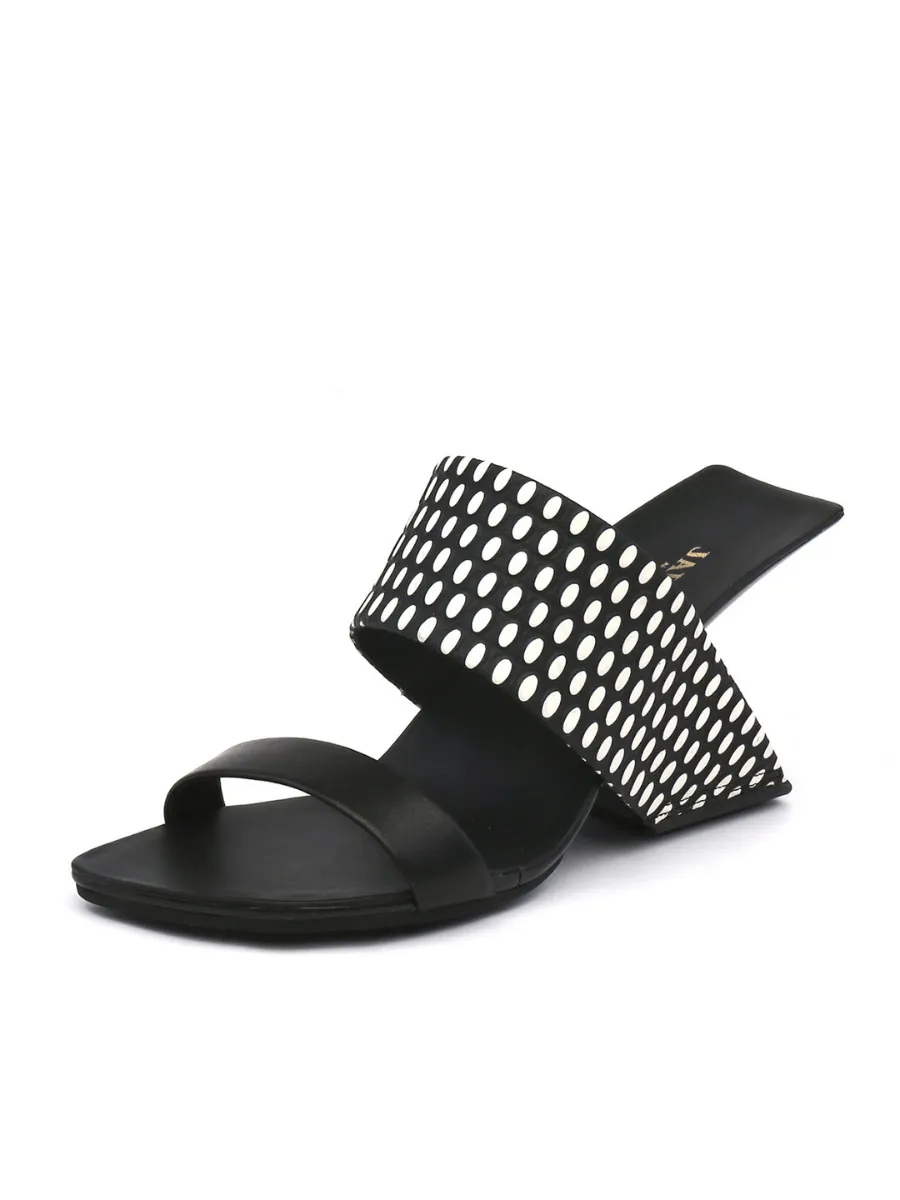 Strap Heel Leather Sandal - Black