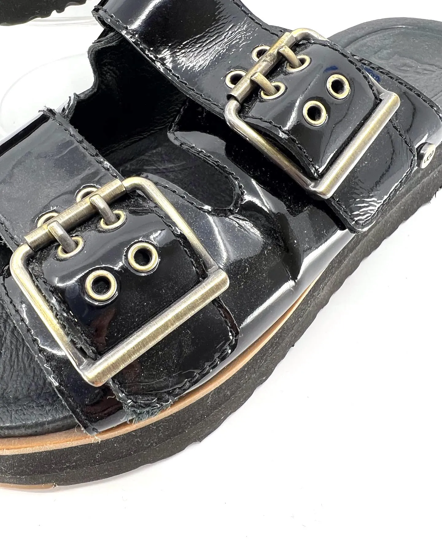 UGG AUSTRALIA UGG CAMMIE SANDALS