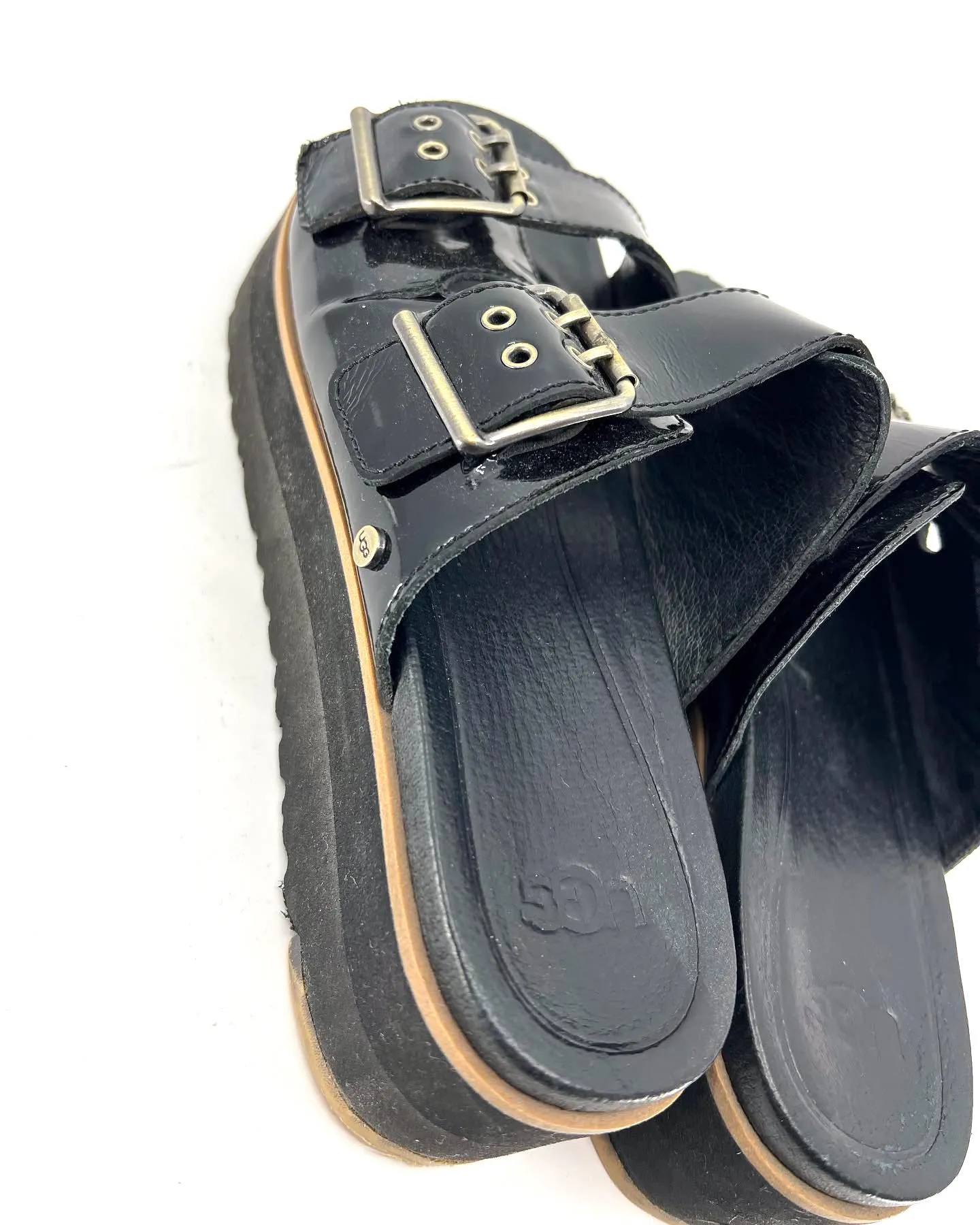 UGG AUSTRALIA UGG CAMMIE SANDALS